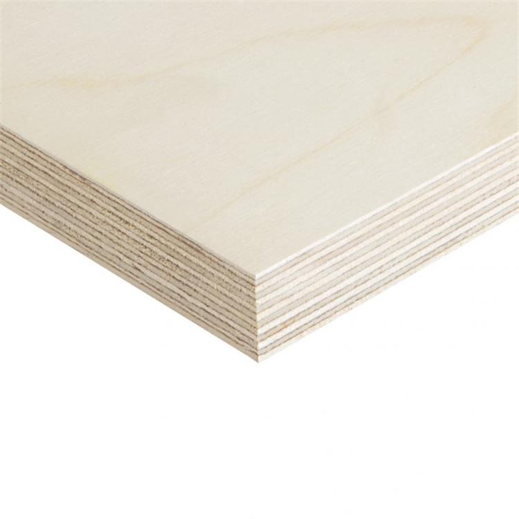 BB/CP Grade Birch Plywood — product photograph